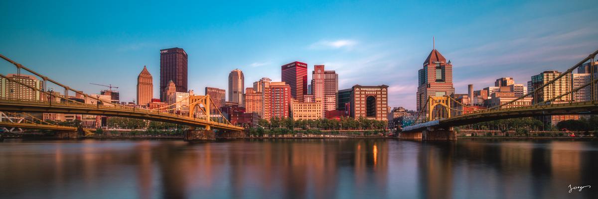 Pittsburgh panorama from Allegheny Landing park